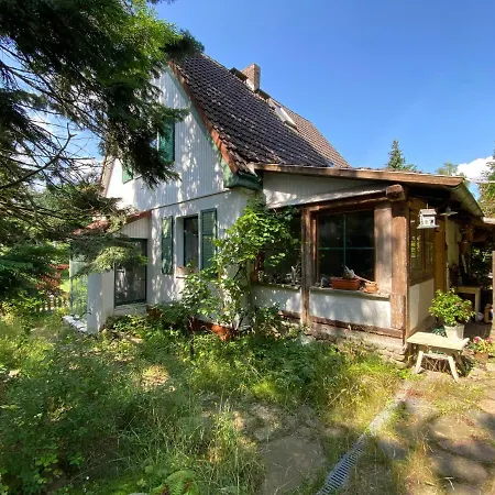 펜션 Gemuetliches Haus Im Gruenen In Nfo *