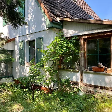 Vakantiehuis Gemuetliches Haus Im Gruenen In Nfo *