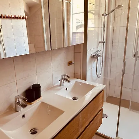 Gemuetliches Haus Im Gruenen In Nfo Casa vacanze