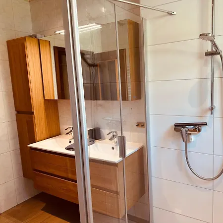 Gemuetliches Haus Im Gruenen In Nfo Casa vacanze *