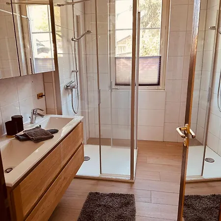 Ferienhaus Gemütliches Haus Im Grünen In Nfo *