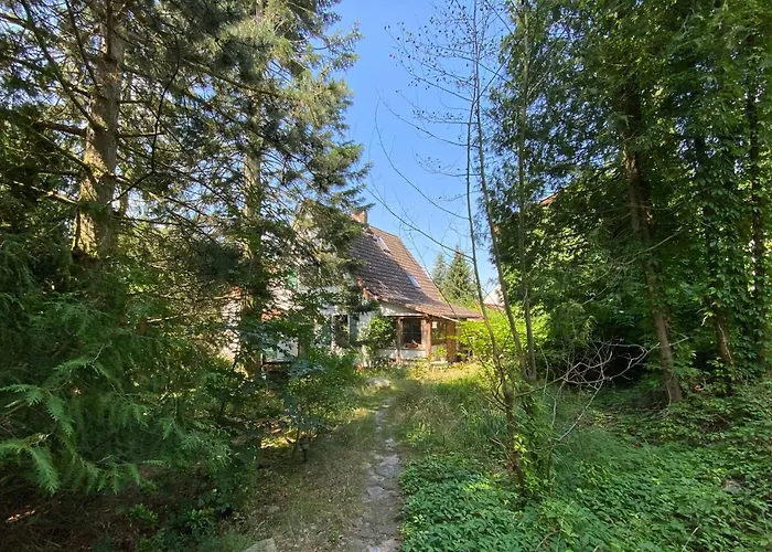 Gemuetliches Haus Im Gruenen In Nfo Casa de Férias