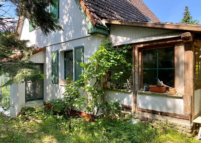 Casa de Férias Gemuetliches Haus Im Gruenen In Nfo *