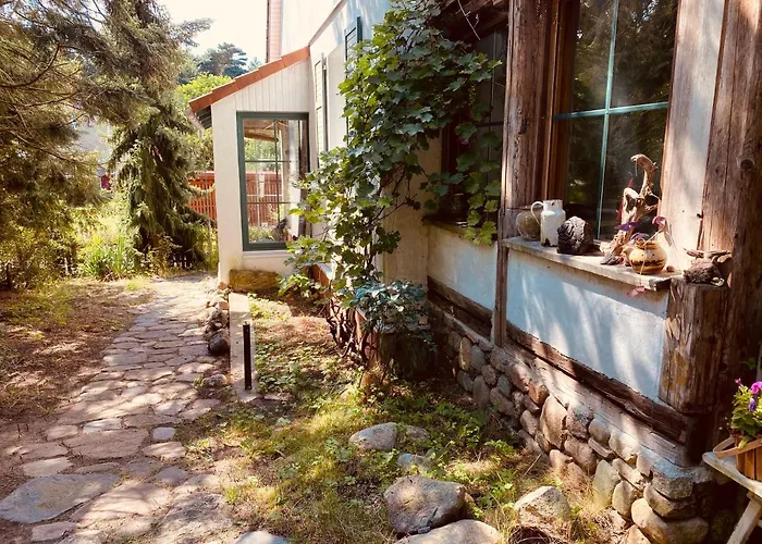 Casa de Férias Gemuetliches Haus Im Gruenen In Nfo Niederfinow