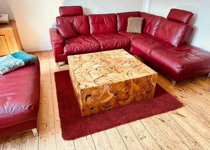 Casa de Férias Gemuetliches Haus Im Gruenen In Nfo