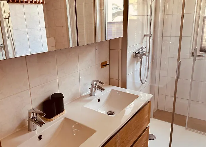 Gemuetliches Haus Im Gruenen In Nfo Casa de Férias