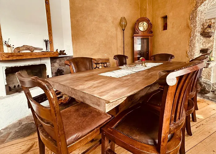 Casa de Férias Gemuetliches Haus Im Gruenen In Nfo